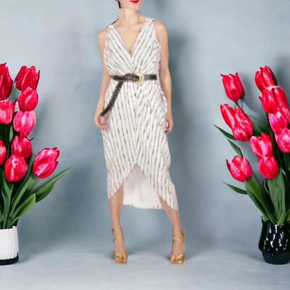 The Amira Caftan Ivory/Black Dress by Hatch One Size